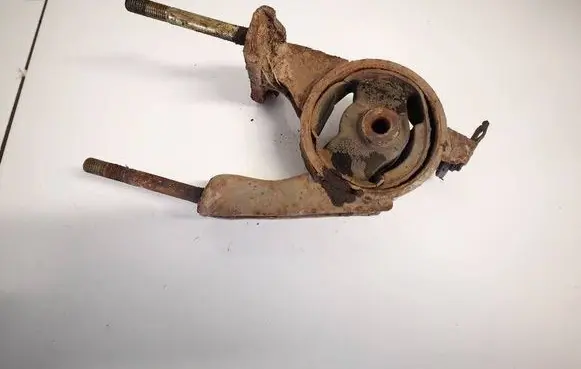 Engine mount bracket
