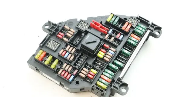BMW 5 GT F07 Fuse module 9264924 417033451