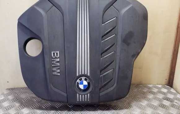 BMW X3 F25 Engine cover (trim) 13717811024 7811024
