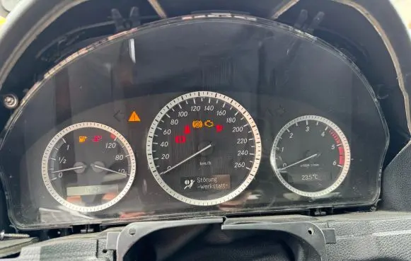 Mercedes-Benz C W204 Speedometer (instrument cluster) A2045407111 A2044423721 A2C53322045