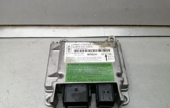 Mazda 3 I Airbag control unit/module BP4K57K30C 0285001554