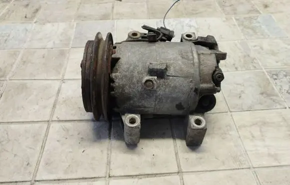 Nissan Almera N16 Air conditioning (A/C) compressor (pump)