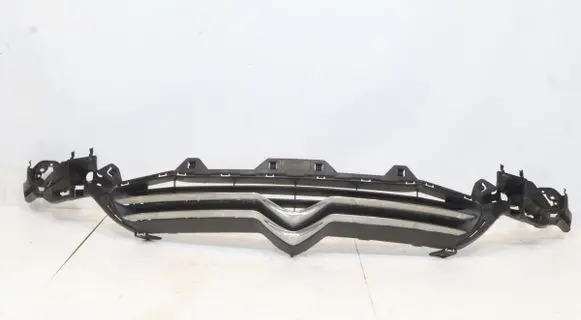 Citroen C4 II Picasso Front grill 9687946280