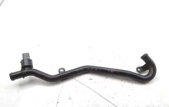 Volkswagen PASSAT CC Engine coolant pipe/hose 5N0121065