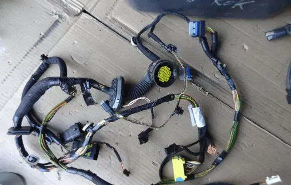 Peugeot 508 Front door wiring loom 9675215580