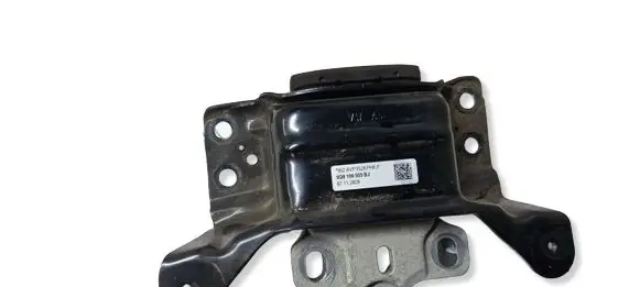 Skoda Octavia Mk4 Engine mount bracket 5Q0199555BJ