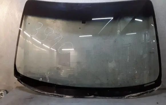 Honda Pilot I Front windscreen/windshield window 
