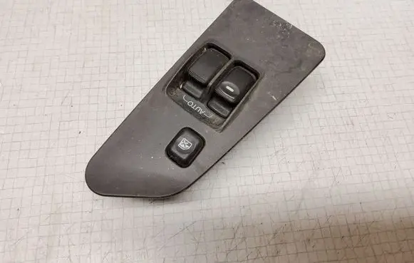 Mitsubishi Space Runner Electric window control switch