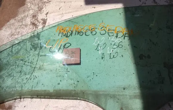 Audi A6 S6 C5 4B Front door window glass four-door 43R00082