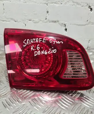 Hyundai Santa Fe Tailgate rear/tail lights