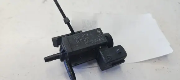 BMW 5 F10 F11 Turbo solenoid valve 7810831 70231800