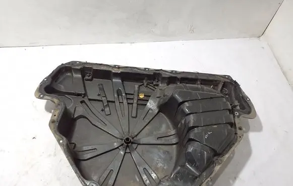 Renault Megane III Spare wheel section trim 8200948423