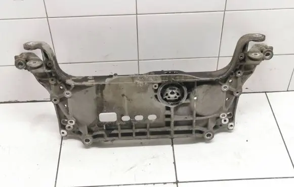 Volkswagen Tiguan Front subframe 3c0199369h 3c0199313aq