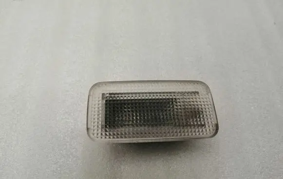 Toyota Avensis T250 Front door interior light 8124005041 8124005051