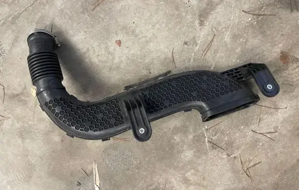 MG ZS Intake resonator 
