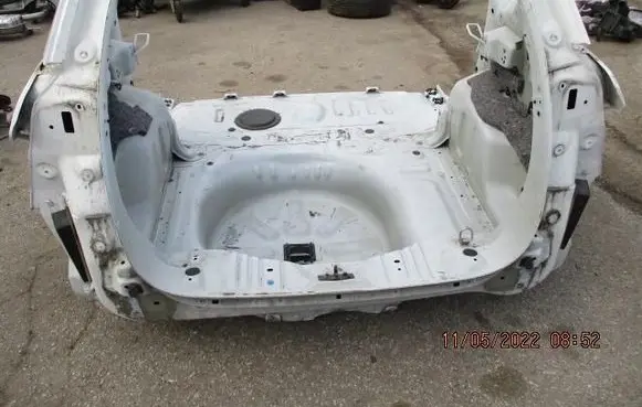 Peugeot 2008 I Trunk bottom trim panel 
