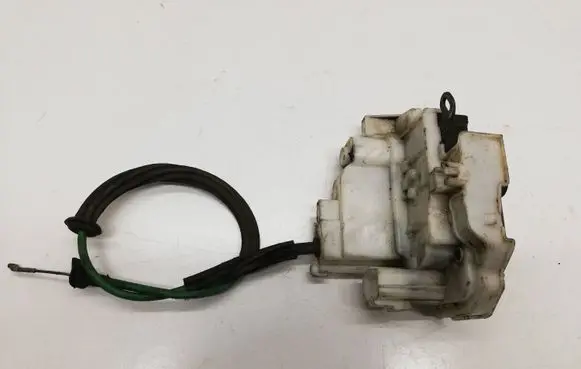Alfa Romeo 159 Front door lock