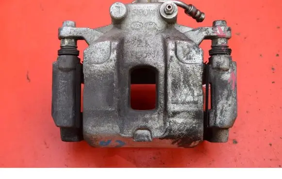 Hyundai Tucson JM Front brake caliper 