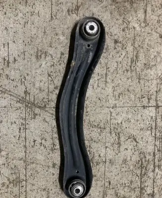 Mercedes-Benz R W251 Rear control arm
