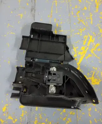 Audi A6 S6 C6 4F Battery relay fuse 4F0915519