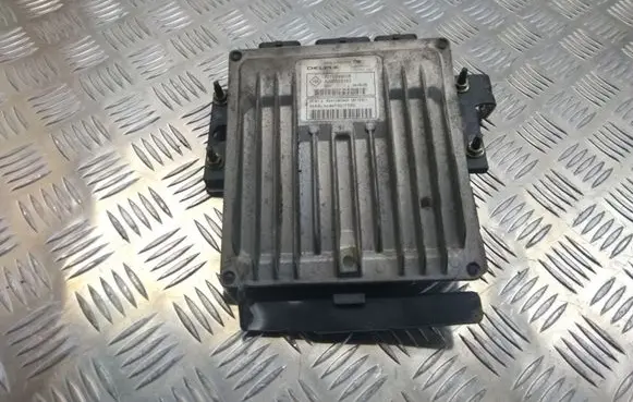Renault Megane II Engine control unit/module 8200399038 8200513163