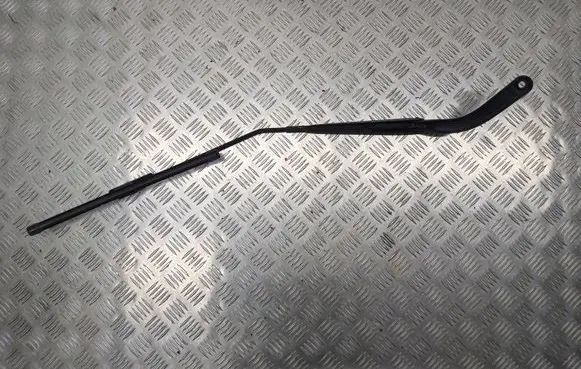 Front wiper blade arm