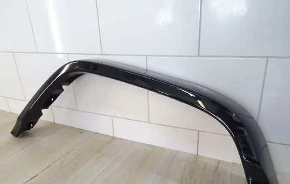 Mercedes-Benz G W463 2nd Gen Front arch trim A4638810400