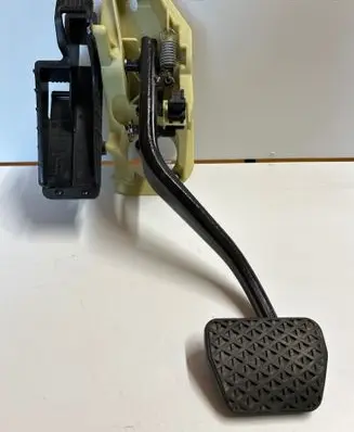 BMW 5 F10 F11 Brake pedal 9144253
