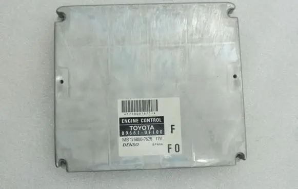 Toyota Corolla Verso AR10 Engine control unit/module
