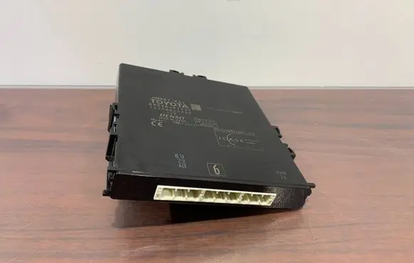 Toyota Prius (XW50) Keyless (KESSY) go control unit/module 2329006880 8999047131 23296880