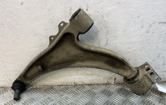 Opel Insignia A Front lower control arm/wishbone 22792989