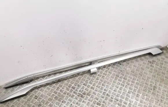 Mitsubishi Pajero Roof bar rail
