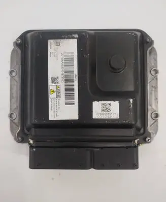 Opel Astra J Engine control unit/module 55577647 86AAG92101879083 MB2758008884