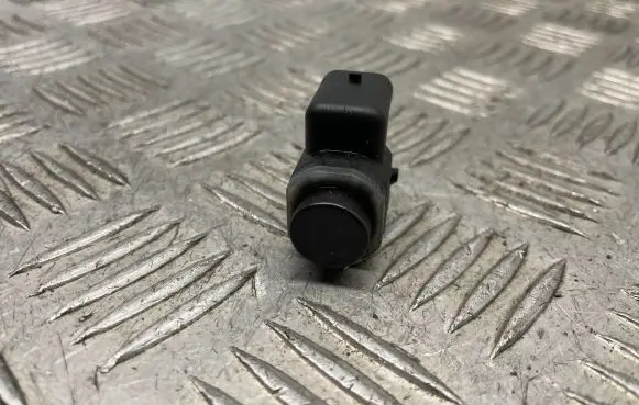 BMW 5 F10 F11 Parking PDC sensor 9173106