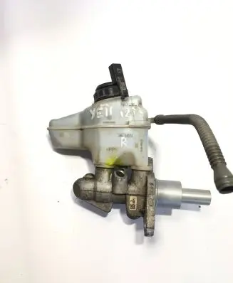 Skoda Yeti (5L) Master brake cylinder 03350886361