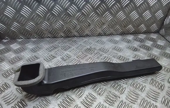 Peugeot Traveller Cabin air duct channel 9810043980