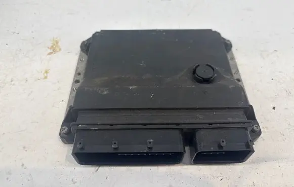 Toyota Yaris Engine control unit/module 896610D311 MB2753004760