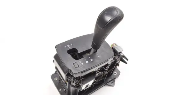 Volvo C70 Gear shifter/selector 31259586