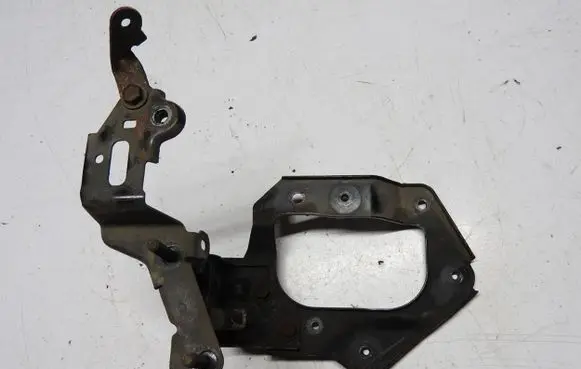 Toyota Verso Fuel filter bracket/mount holder 