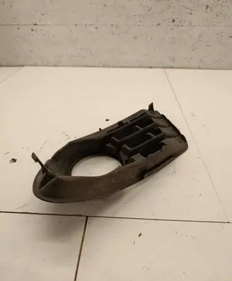 Volkswagen Golf Plus Front bumper lower grill 5M0853665C