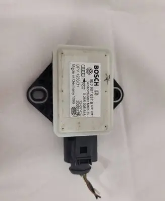 Audi A4 S4 B6 8E 8H ESP acceleration yaw rate sensor 8E0907637B 0265005 128331