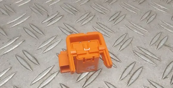 Toyota Corolla E210 E21 Fuse 9819