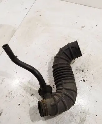 Air intake hose/pipe