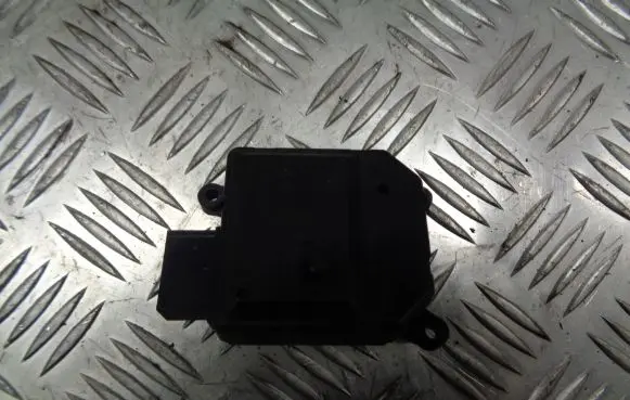 Opel Zafira B A/C air flow flap actuator/motor 309370600
