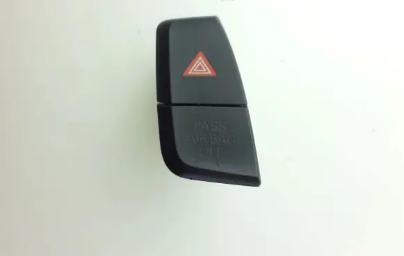 Audi A4 S4 B8 8K Hazard light switch 8K1941509 KL7916