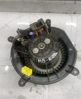 Mercedes-Benz E W211 Interior heater climate box assembly C3373