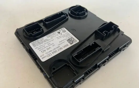 Audi Q7 4M Comfort/convenience module 8W0907064DD