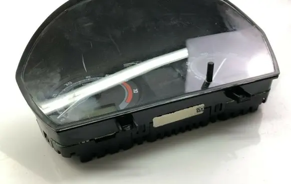 Skoda Fabia Mk1 (6Y) Speedometer (instrument cluster) 6Y0920881M F1968