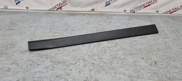 BMW X1 F48 F49 Front door trim (molding) 7352091