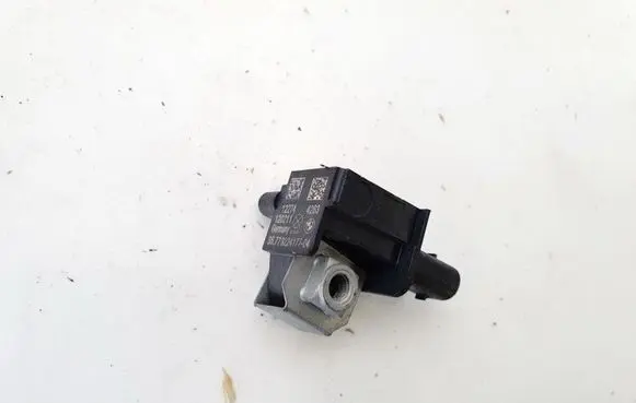 BMW 5 F10 F11 Airbag deployment crash/impact sensor 6577922417704